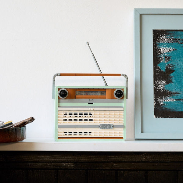 LEGO® ICONS™ Retro Radio