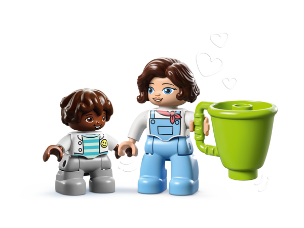 LEGO® DUPLO™ Town Family House on Wheels