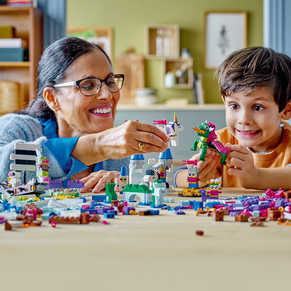 LEGO® Classic Creative Fantasy Universe