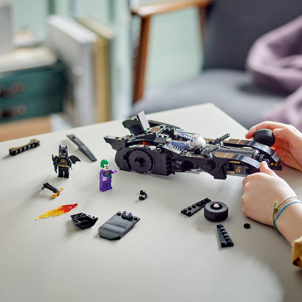 LEGO® DC™ Batmobile™: Batman™ vs. The Joker™ Chase