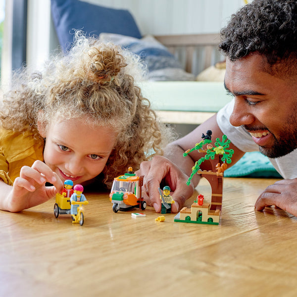 LEGO® City Picnic in the Park