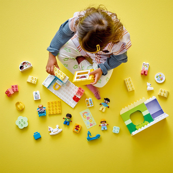LEGO® DUPLO™ Life At The Day-Care Center