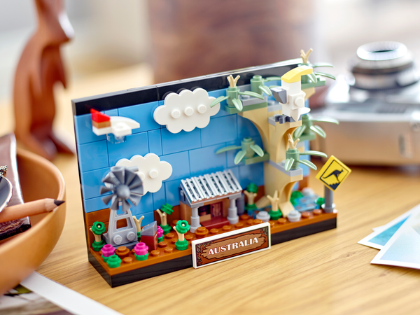 LEGO® Creator Australia Postcard