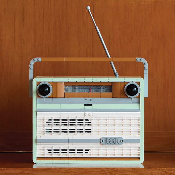 LEGO® ICONS™ Retro Radio
