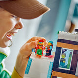 LEGO® City Ski and Climbing Center