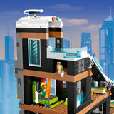 LEGO® City Ski and Climbing Center