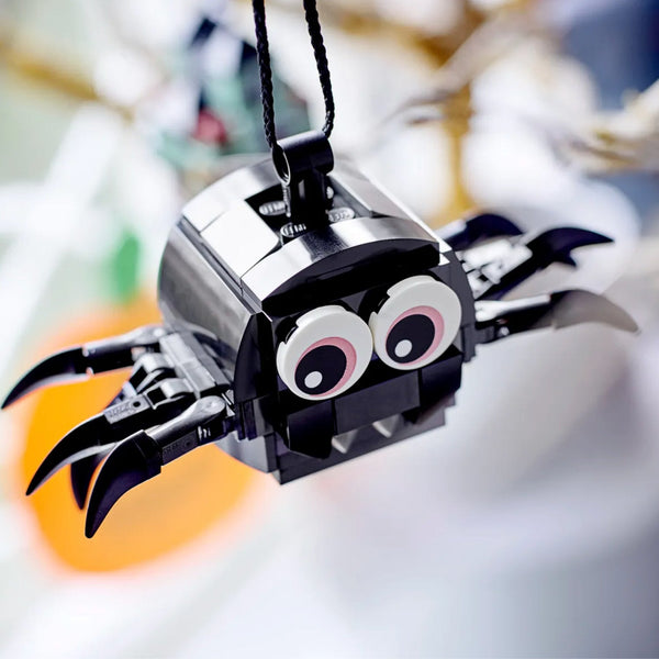 LEGO® Spider & Haunted House Pack