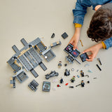 LEGO® DC Batman™ Batcave™: The Riddler™ Face-off