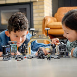 LEGO® DC Batman™ Batcave™: The Riddler™ Face-off
