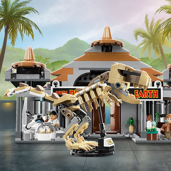 LEGO® Jurassic Park Visitor Center: T. rex & Raptor Attack