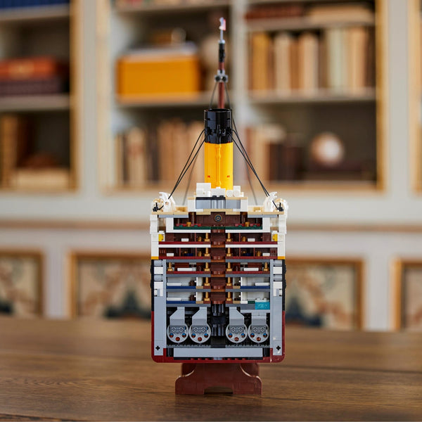 LEGO® Creator Expert Titanic