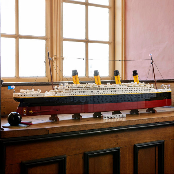 LEGO® Creator Expert Titanic