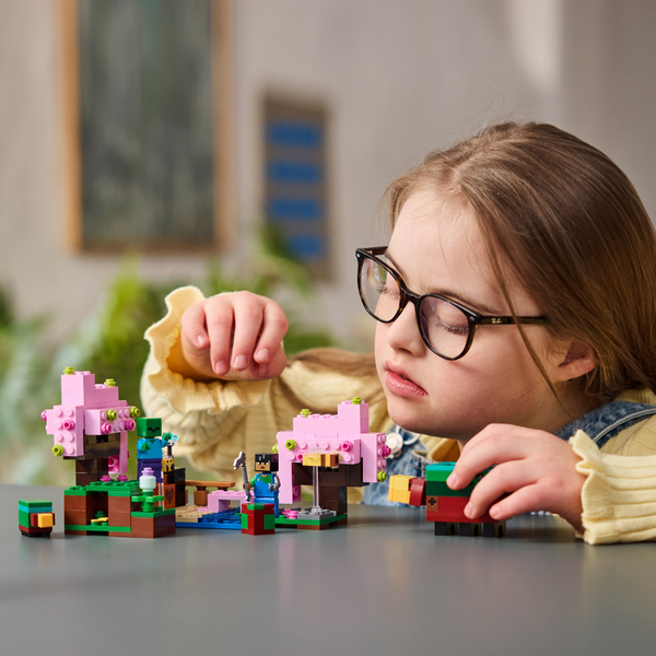 LEGO® Minecraft® The Cherry Blossom Garden