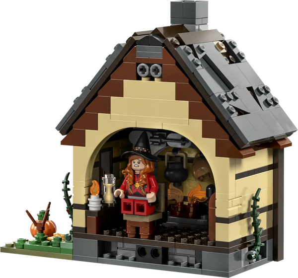 LEGO® Ideas Disney Hocus Pocus: The Sanderson Sisters’ Cottage