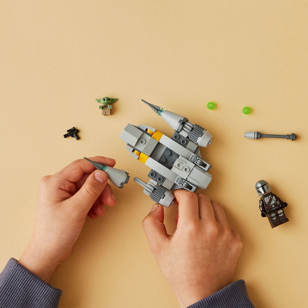 LEGO® Star Wars™ The Mandalorian’s N-1 Starfighter™ Microfighter