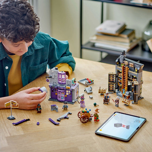 LEGO® Harry Potter™ Ollivanders™ & Madam Malkin's Robes