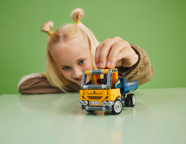 LEGO® Technic™ Dump Truck