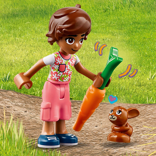 LEGO® Friends™ Autumn's Baby Cow Shed