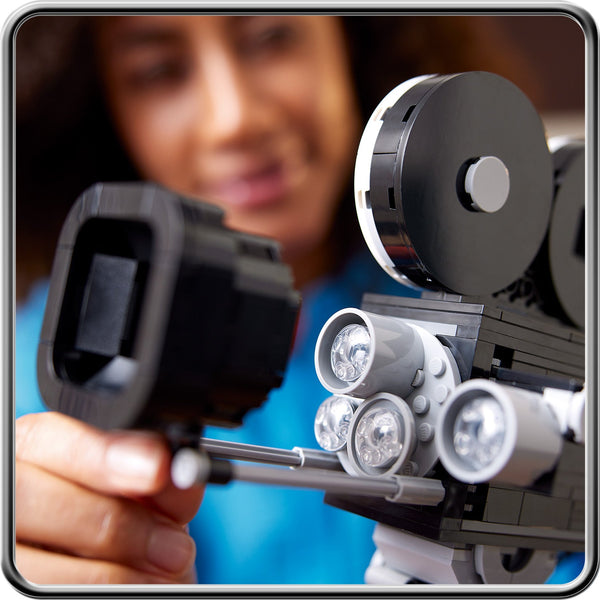 LEGO® Disney™ Walt Disney Tribute Camera