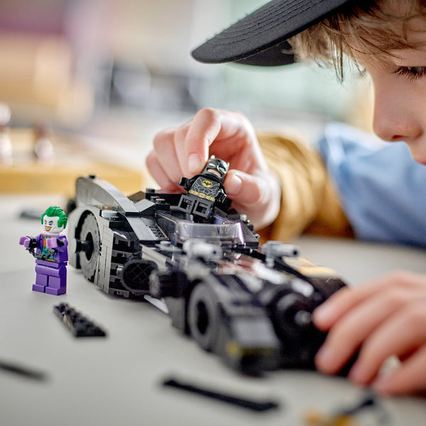 LEGO® DC™ Batmobile™: Batman™ vs. The Joker™ Chase