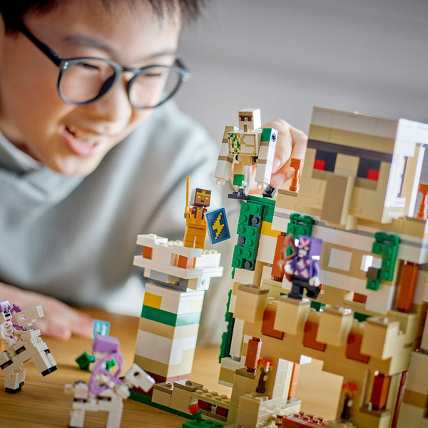 LEGO® Minecraft™ The Iron Golem Fortress