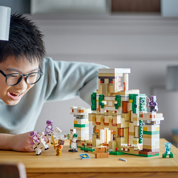 LEGO® Minecraft™ The Iron Golem Fortress