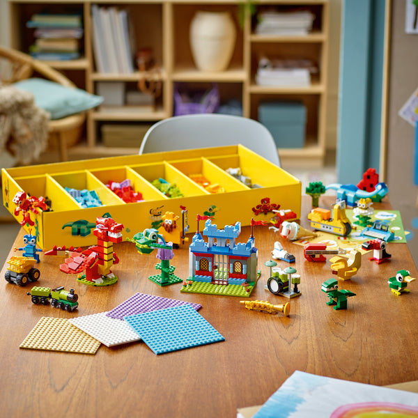 LEGO® Classic Build Together