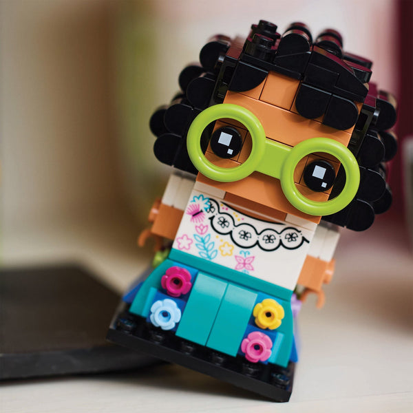 LEGO® BrickHeadz™ Mirabel Madrigal