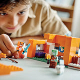 LEGO® Minecraft® The Fox Lodge