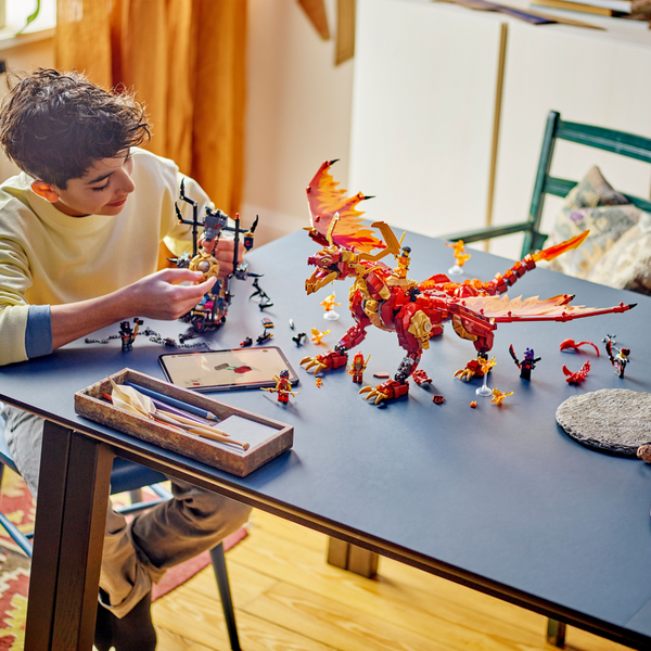 LEGO® NINJAGO® Source Dragon of Motion