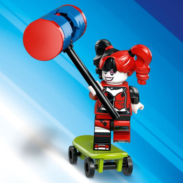 LEGO® DC Batman™ versus Harley Quinn™