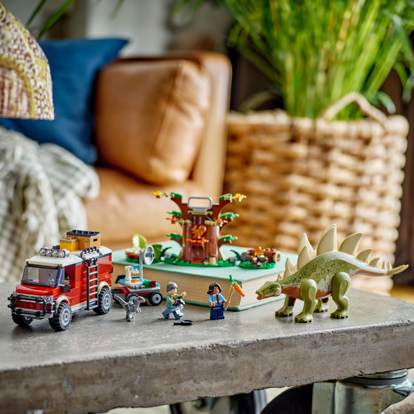 LEGO® Jurassic World™ Dinosaur Missions: Stegosaurus Discovery