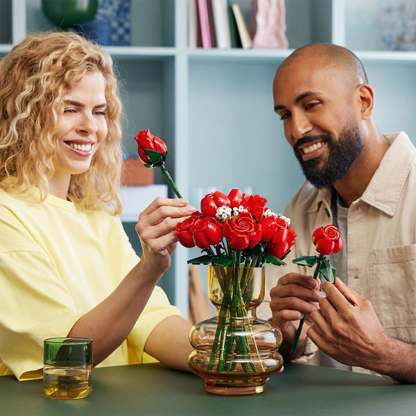 LEGO® ICONS™ Bouquet of Roses