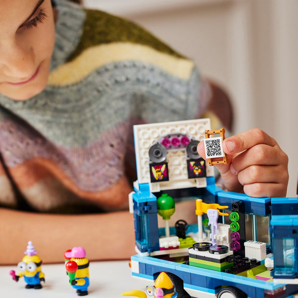LEGO® Despicable Me 4 Minions’ Music Party Bus